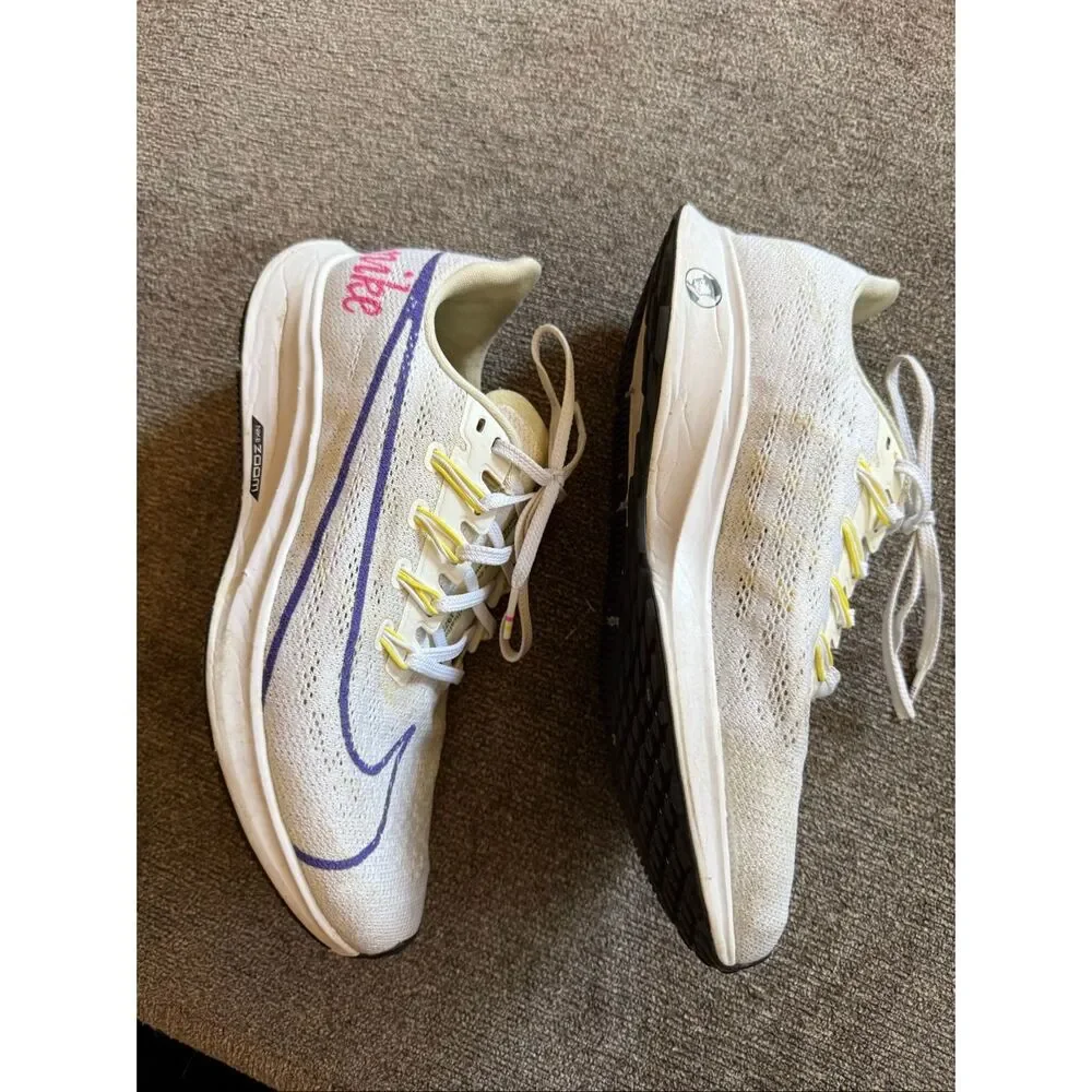 Nike Women’s Running Sneakers White Purple Mesh Athletic Shoes Size 8.5
